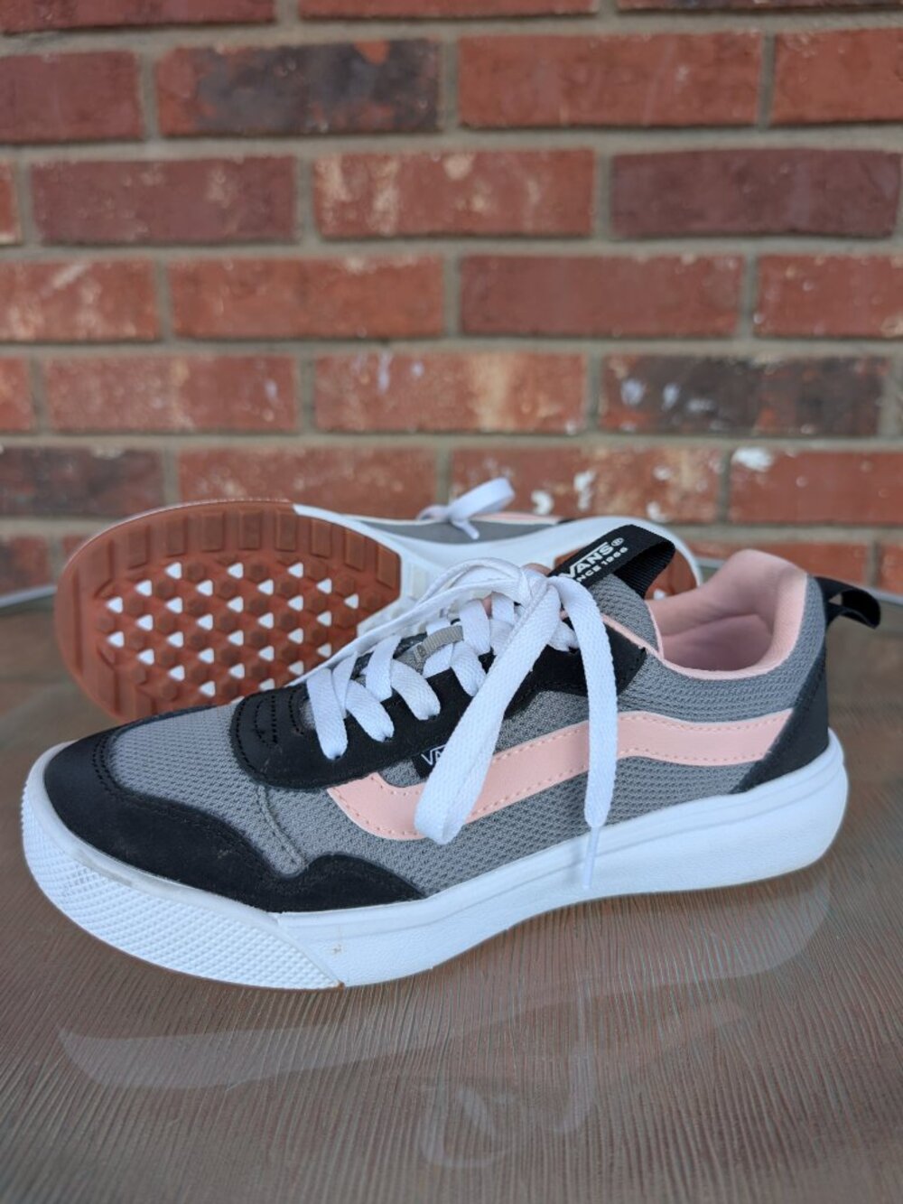 Women's VANS Range EXP Sneakers Shoes Size 6